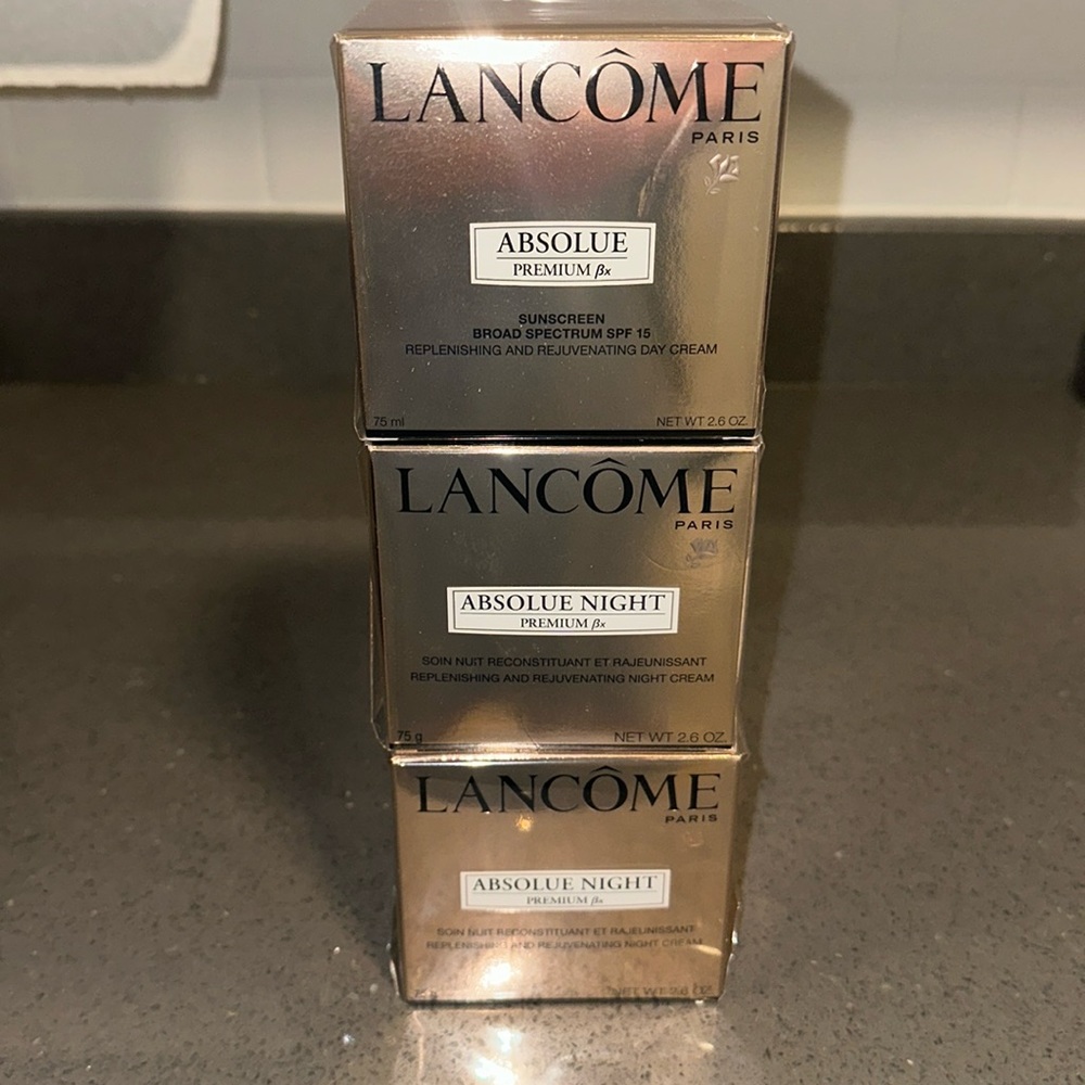 Lancôme Paris- Absolue premium . New in box